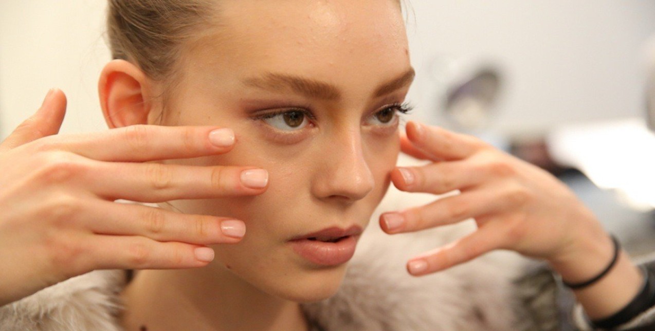 Strong Nails: 6 tips για να κάνετε τα νύχια σας πιο δυνατά από ποτέ