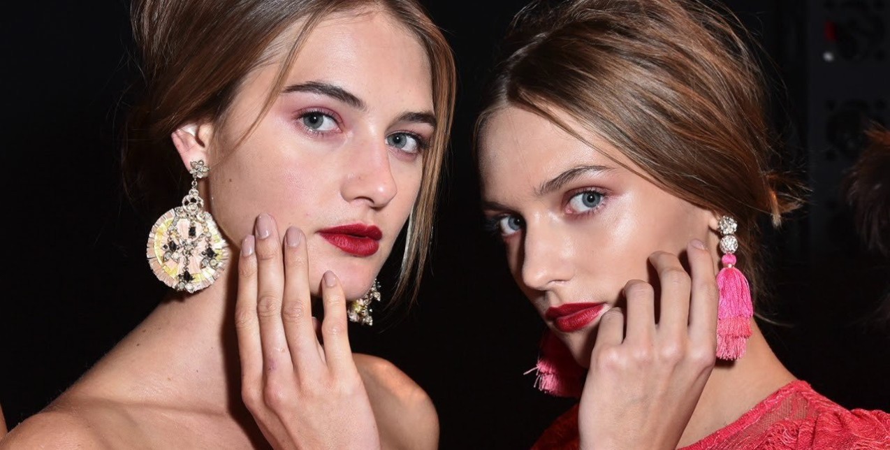 How to: Κάντε τις βλεφαρίδες σας πιο καμπυλωτές και σαγηνευτικές με έξυπνα tips