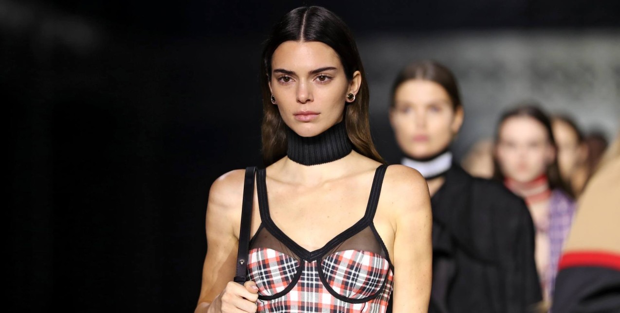 London Fashion Week: Έριξε αυλαία με τον οίκο Burberry να μονοπωλεί το ενδιαφέρον του front row 