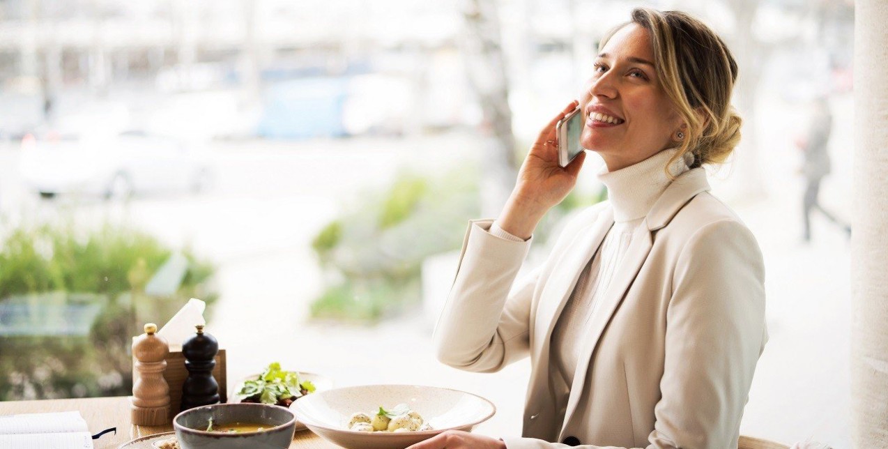 3 πανεύκολες και χορταστικές σαλάτες για το γραφείο που πρέπει να δοκιμάσετε