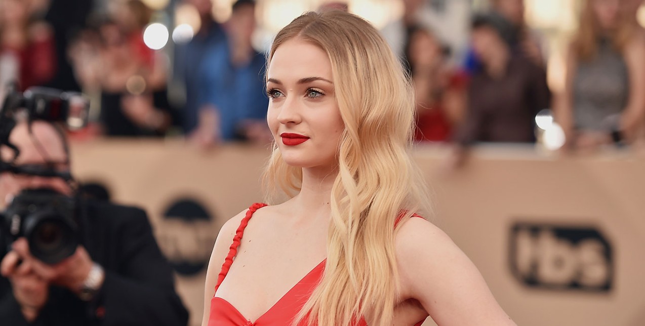 5 βραδινά makeup looks που θα σας εμπνεύσουν για τη σημερινή σας έξοδο