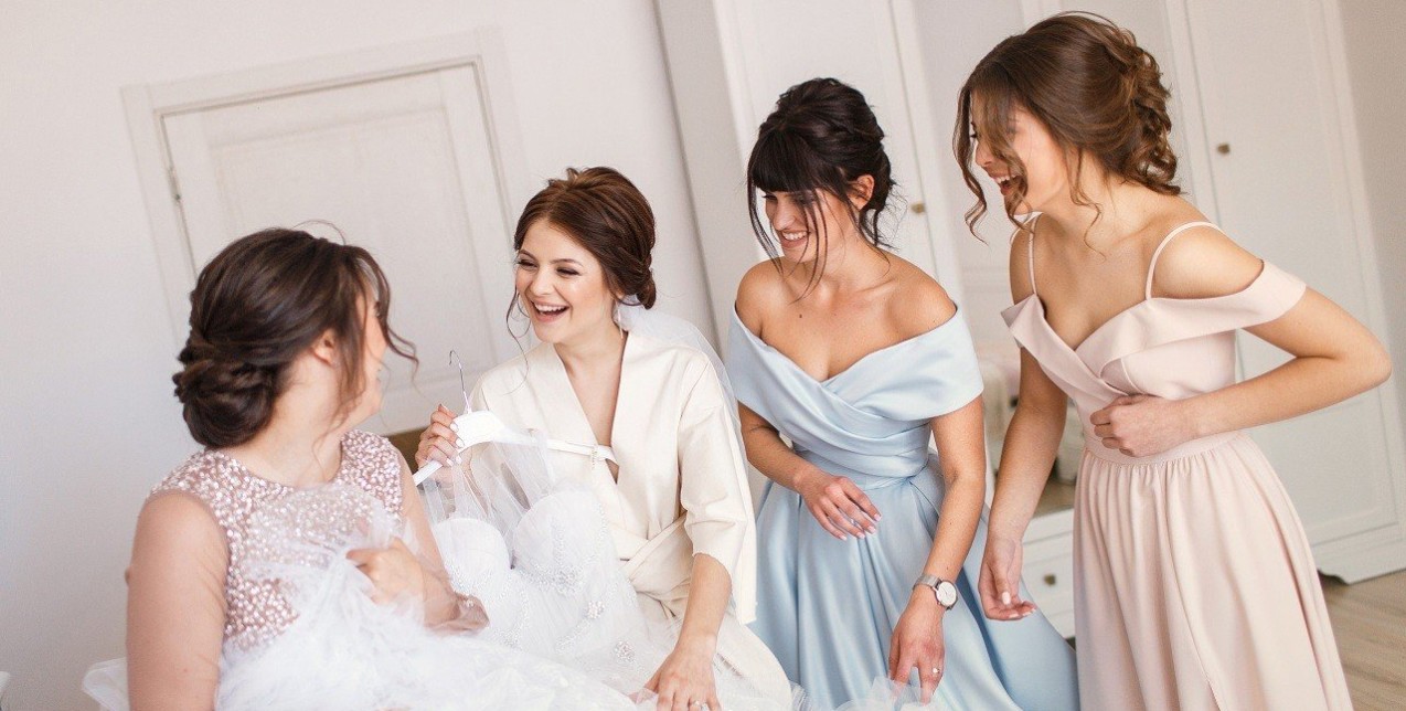 Κλέψτε τις εντυπώσεις με αυτά τα 9 wedding guest outfits 