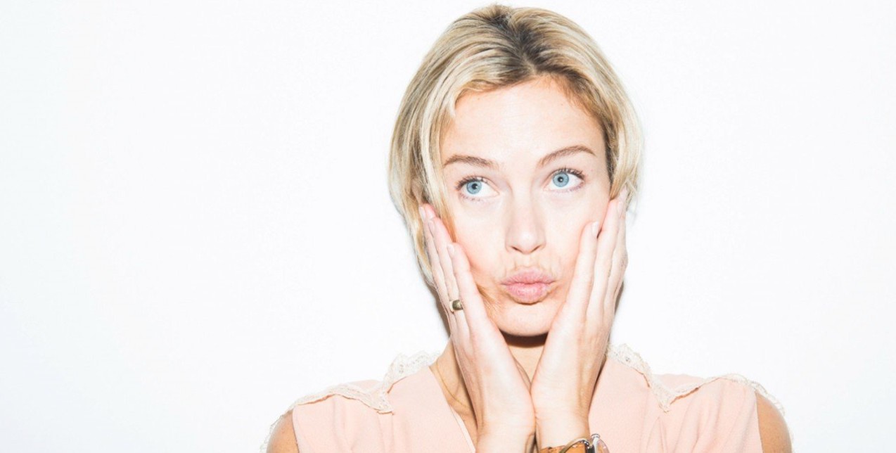 Beauté στο σπίτι: Η ρουτίνα περιποίησης που αξίζει να υιοθετήσετε για τέλειο δέρμα από την κορυφή μέχρι τα νύχια