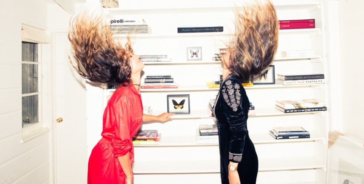 Τα χτενίσματα που μπορείτε να κάνετε όσο μένετε σπίτι για να τονώσετε την αυτοπεποίθησή σας