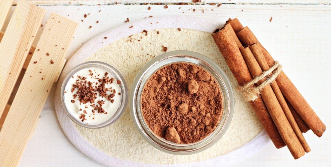Cocoa powder: Γιατί είναι σημαντική για τον οργανισμό, το δέρμα και τα μαλλιά σας