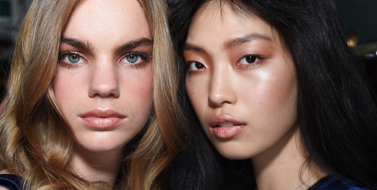 Τα nude κραγιόν που θα ολοκληρώσουν τα γήινα makeup looks σας