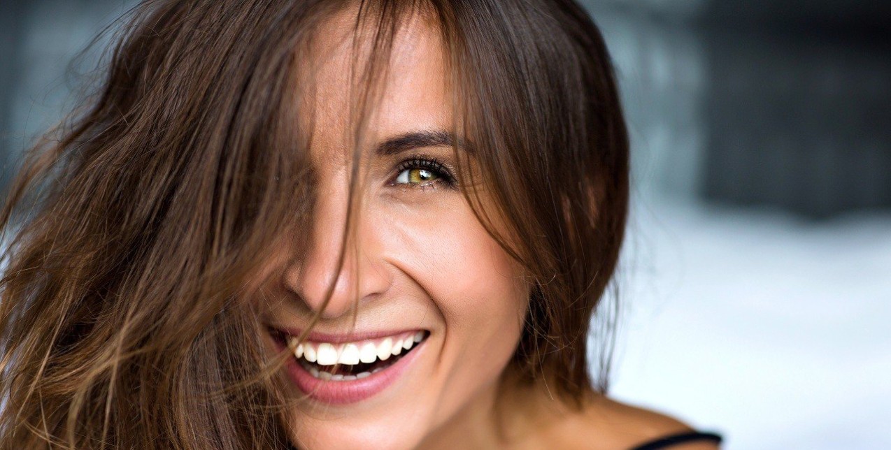 Αποκτήστε το χαμόγελο των ονείρων σας με την βοήθεια της αόρατης ορθοδοντικής