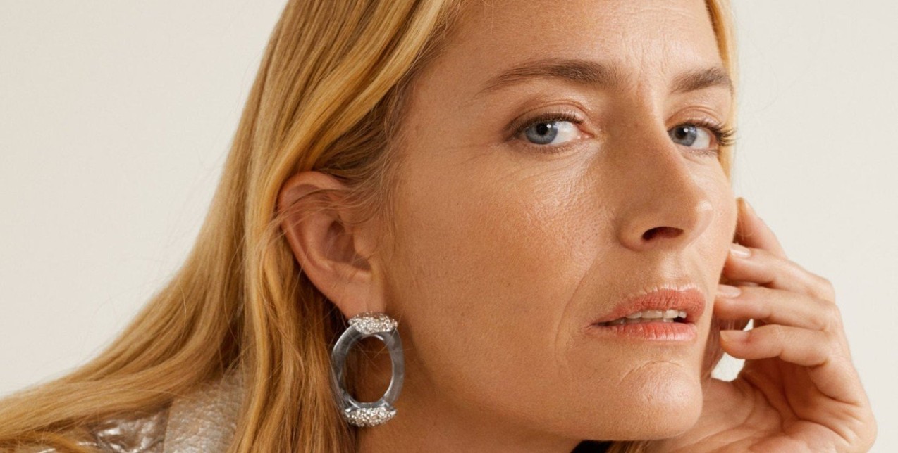 Jewels Lovers: Τα σκουλαρίκια που θα αναδείξουν κάθε summer look σας 