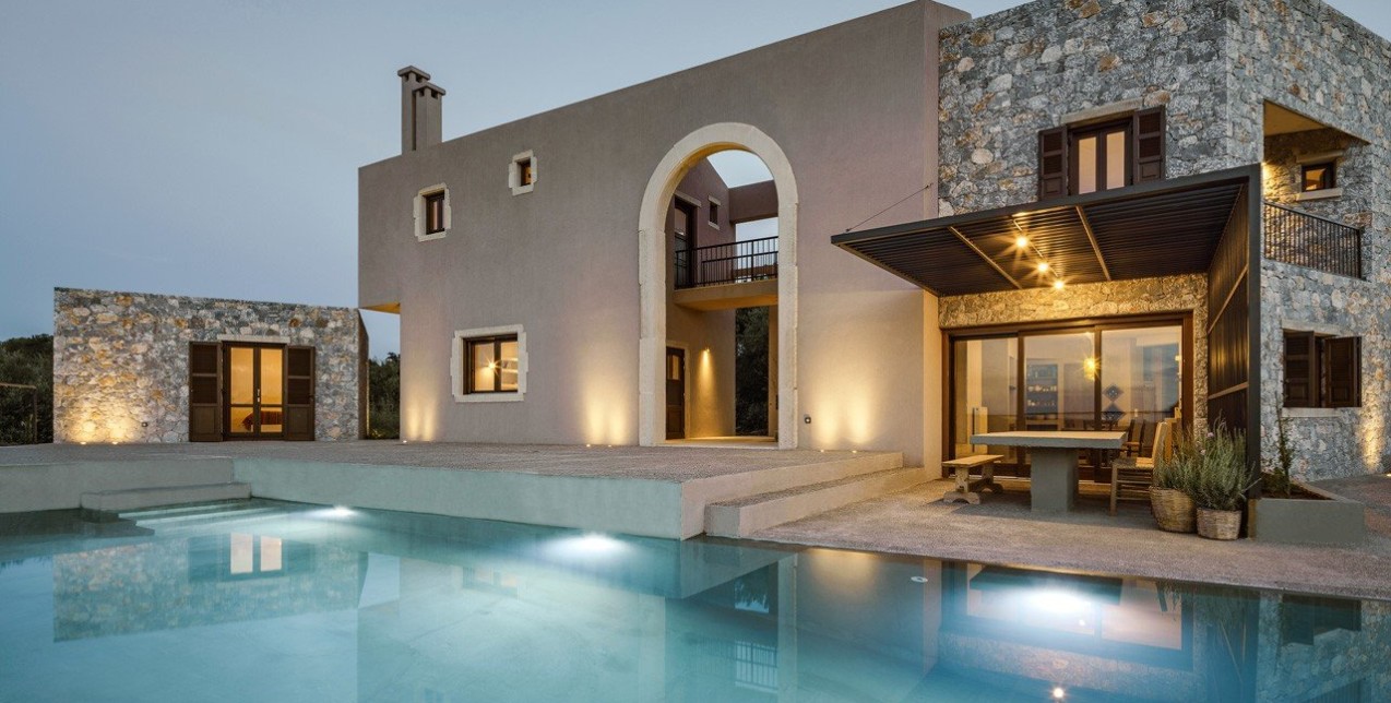 Περιηγηθείτε σε ένα γραφικό σπίτι κρυμμένο στο παραδοσιακό χωριό Ρούστικα του Ρεθύμνου