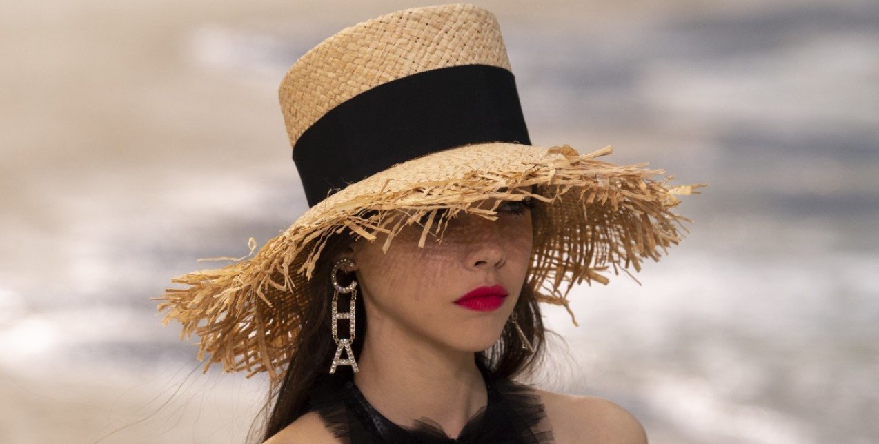 9 φθινοπωρινά κραγιόν για να έχετε πάντα στο νεσεσέρ σας 