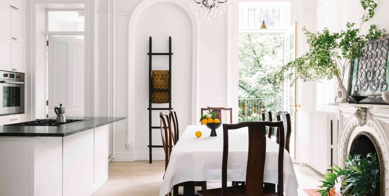 Μάθετε πώς να υιοθετήσετε στην κατοικία σας την Νο1 τάση στο interior design 