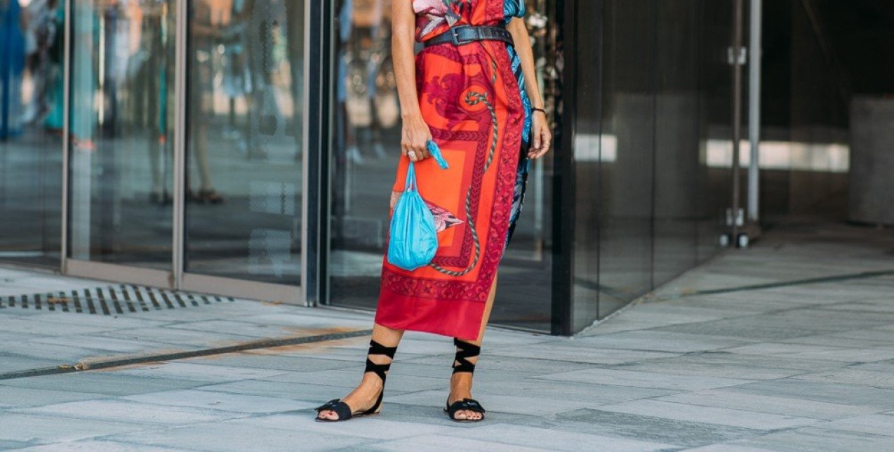 Last minute trends: Τα σανδάλια-έκπληξη που δεν μπορούν να αποχωριστούν οι Instagramers 