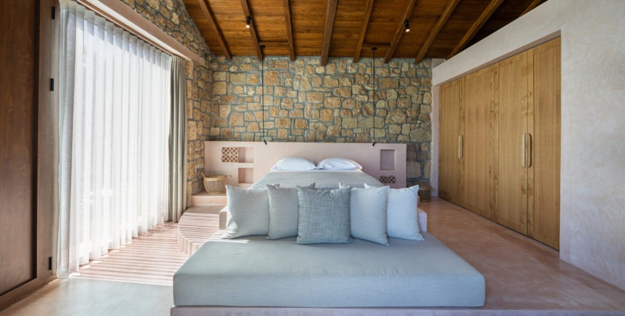 Δύο πανέμορφες boutique βίλες στη Βουρβουρού Χαλκιδικής που σέβονται την αρχιτεκτονική παράδοση του τόπου