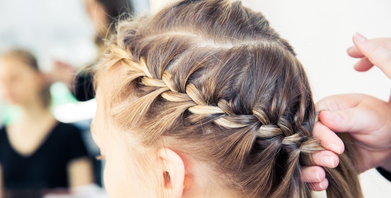 5 day-to-night χτενίσματα για να είστε στην «τρίχα» όλη την ημέρα 