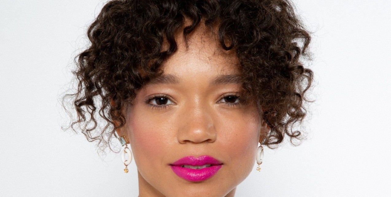 Τα φούξια κραγιόν που θα κάνουν πιο παιχνιδιάρικα τα καλοκαιρινά looks σας