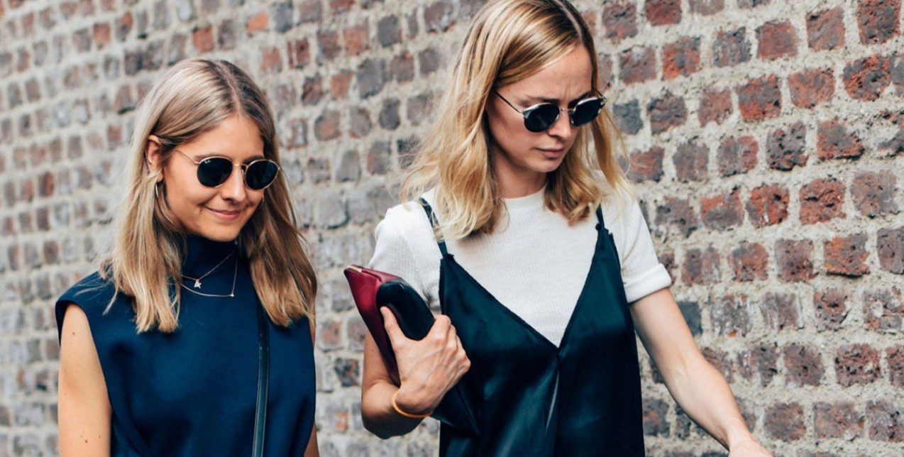 Δημιουργήστε τις πιο stylish εμφανίσεις με ένα και μόνο κλασικό κομμάτι της γκαρνταρόμπας σας 