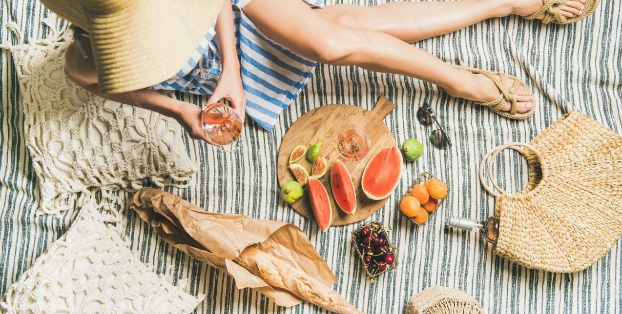 4 δροσιστικά wine beverages σε mini bottles που ανυπομονούμε να δοκιμάσουμε φέτος το καλοκαίρι 