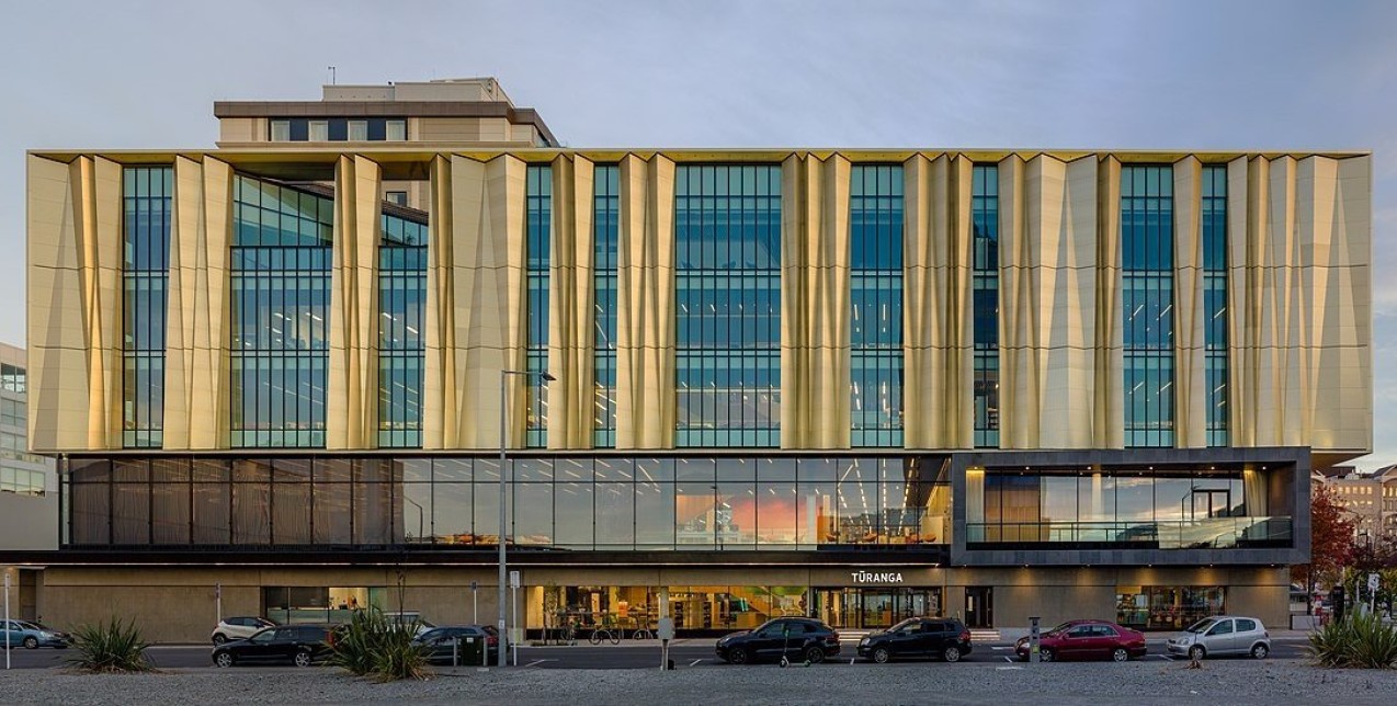 Tūranga: Η βιβλιοθήκη στη Νέα Ζηλανδία που βραβεύτηκε με 5 αστέρια για τον eco-friendly χαρακτήρα της 