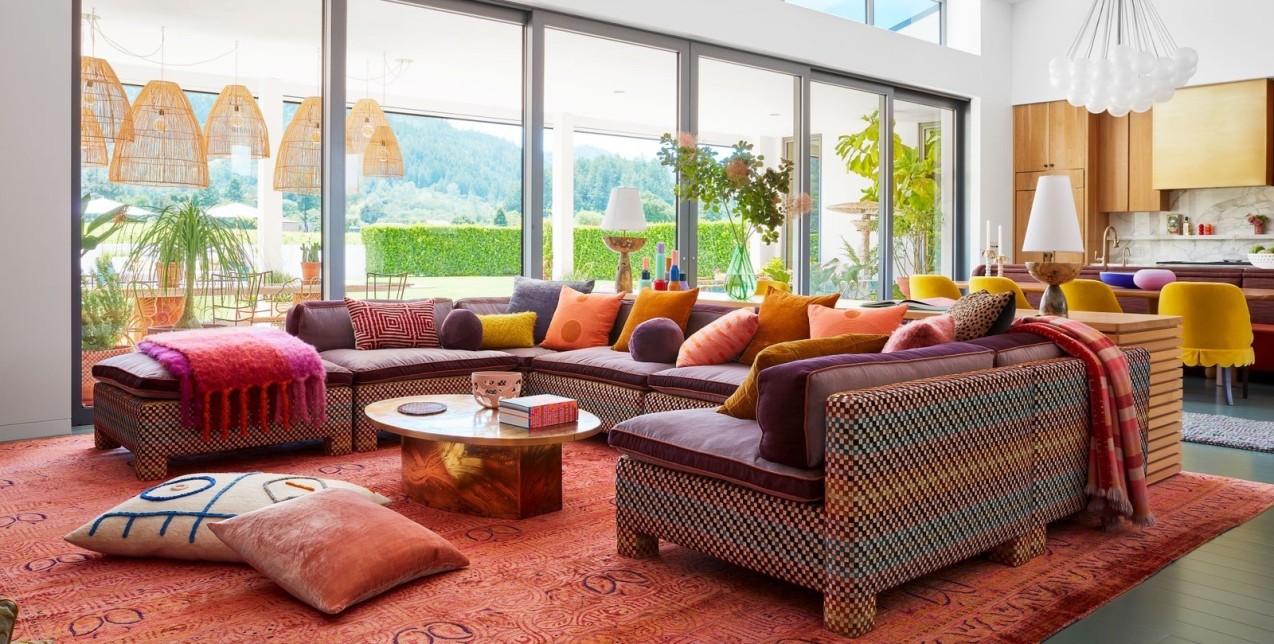 Περιηγηθείτε σε μια πολυτελή pop up colour κατοικία στην ειδυλλιακή California 