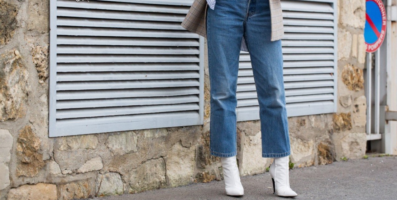 Όλα τα στιλ στα παπούτσια που ταιριάζουν υπέροχα με τα τζιν σας 