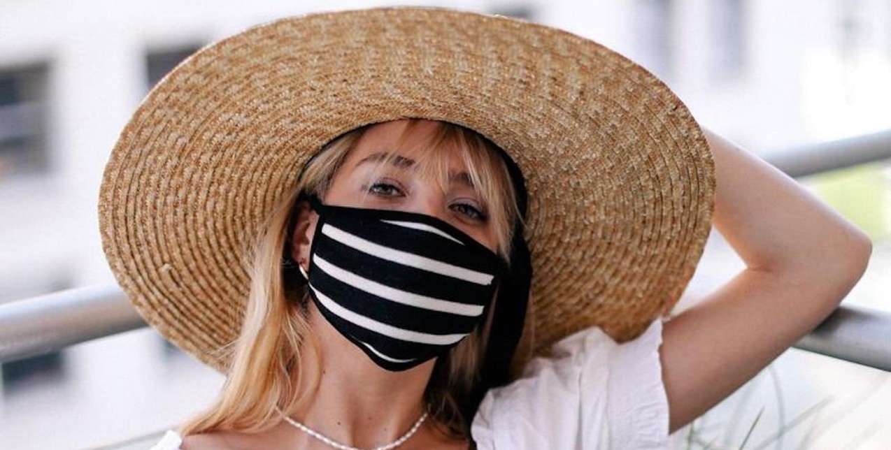 Maskne: Έτσι θα αντιμετωπίσετε την ακμή που δημιουργείται από τη χρήση μάσκας 