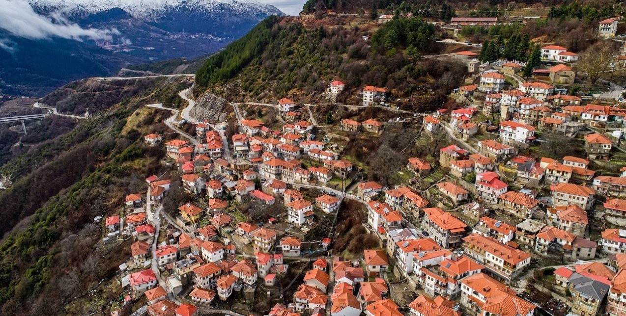 Fall Getaways: Οι απόλυτοι ορεινοί προορισμοί που αξίζει να επισκεφθείτε αυτήν την εποχή 