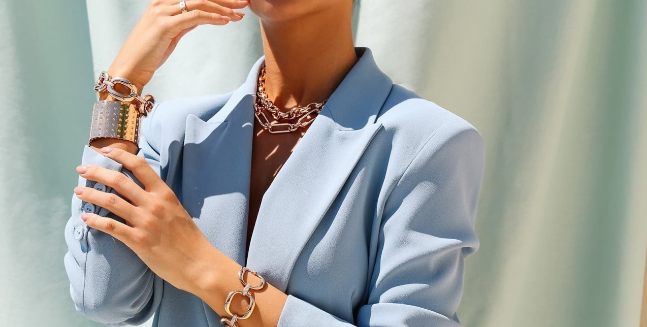 Το νέο trend στα κοσμήματα είναι οι χρυσές αλυσίδες κι εμείς ξεχωρίσαμε τις καλύτερες 