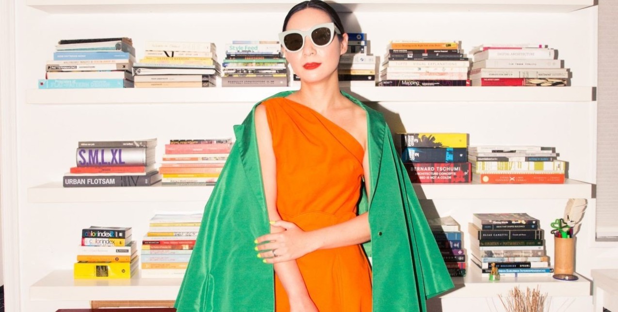 Oι ερωτήσεις που πρέπει να θέσετε στον εαυτό σας τώρα που αναδιοργανώνετε την ντουλάπα σας