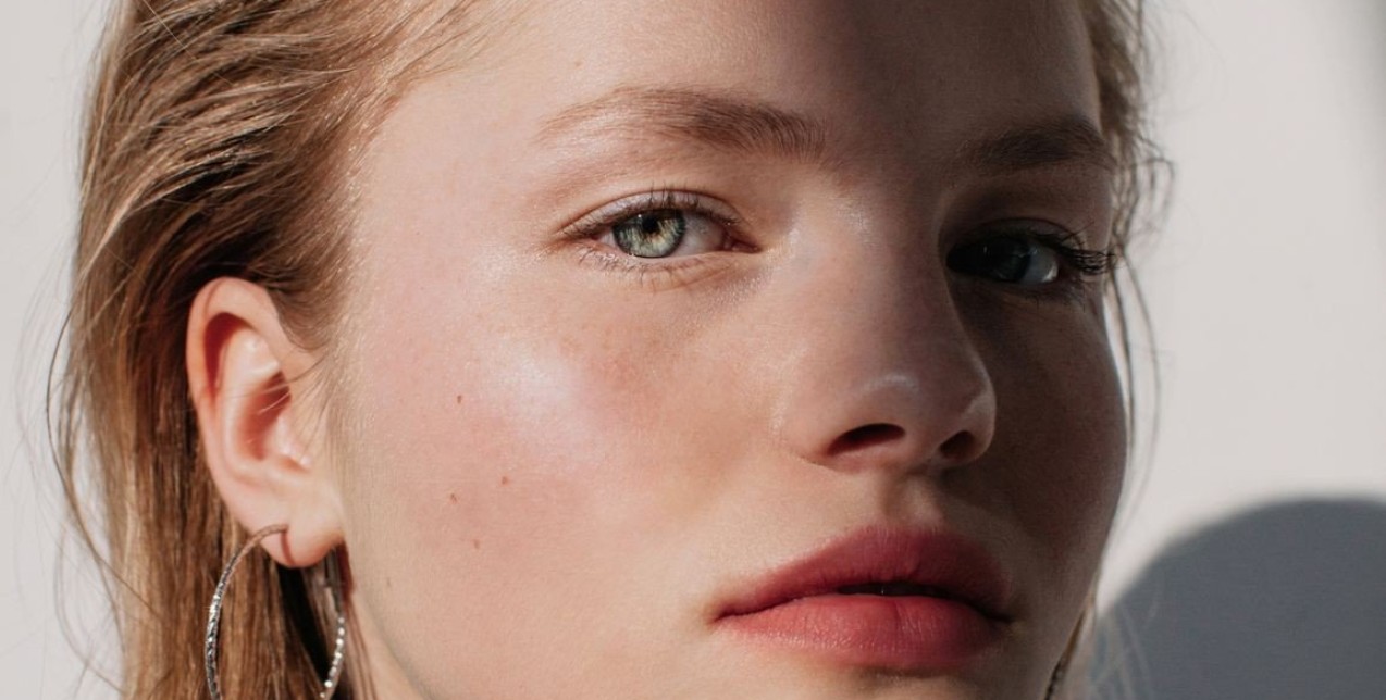 Οι αντιγηραντικές μάσκες ματιών που θα περιορίσουν τις λεπτές γραμμές & τις ρυτίδες