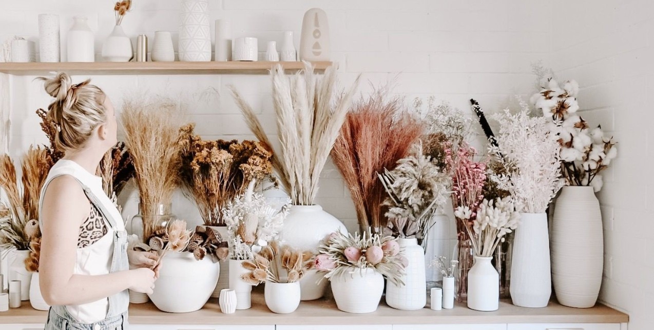 Έτσι θα αποξηράνετε λουλούδια & φυτά δημιουργώντας υπέροχη διακόσμηση στο σπίτι σας
