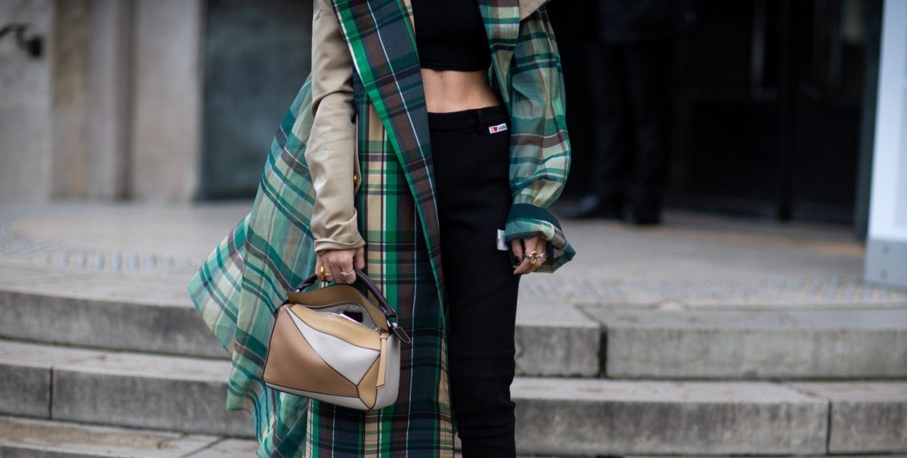 Leggings Fever: Τα κορίτσια του Instagram μας δείχνουν τα πιο μοντέρνα σύνολα με κολάν 