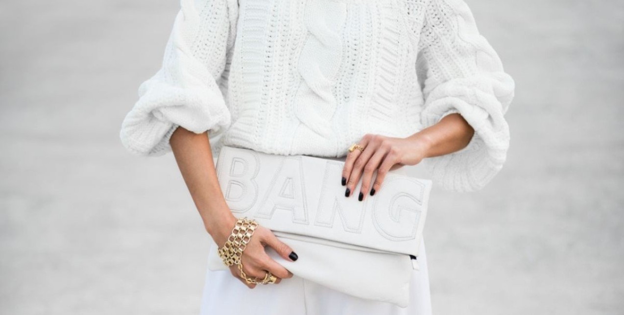 14 λευκά πλεκτά πουλόβερ για all day fashionable εμφανίσεις 