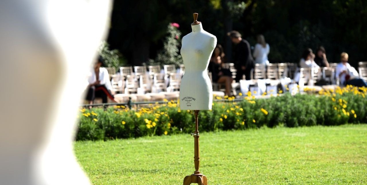 Οι λαμπεροί καλεσμένοι στο show του σχεδιαστή Βασίλη Ζούλια