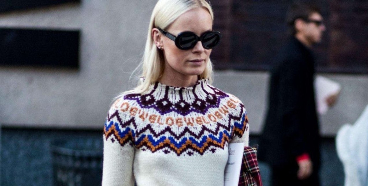 14 εορταστικά πουλόβερ που θα ανεβάσουν τη διάθεσή σας στα ύψη 