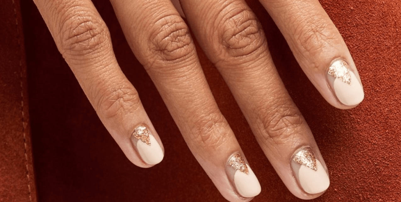 Τα nail designs που θέλουμε να δοκιμάσουμε για τα Χριστούγεννα