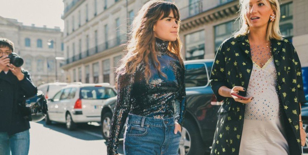 Jeans & tops: Οι πιο μοντέρνοι συνδυασμοί για το φετινό Πρωτοχρονιάτικο ρεβεγιόν 