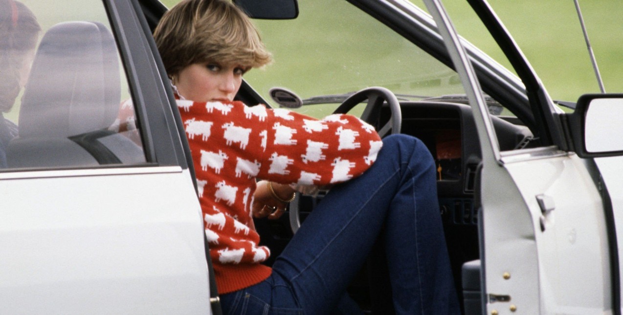 Οι πιο hot τάσεις της νέας χρονιάς που έχουν φορεθεί από το απόλυτο fashion icon, Princess Diana 