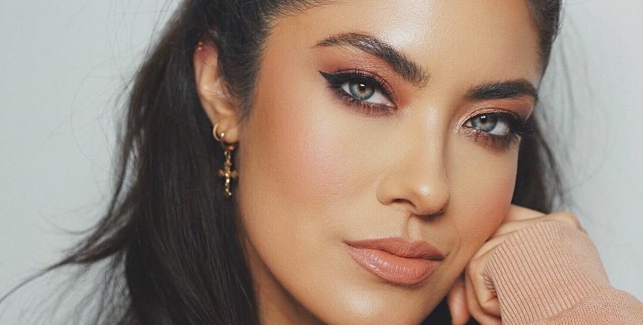 Το 2021 θέλει έντονα μάτια κι εμείς συγκεντρώσαμε τα καλύτερα makeup looks