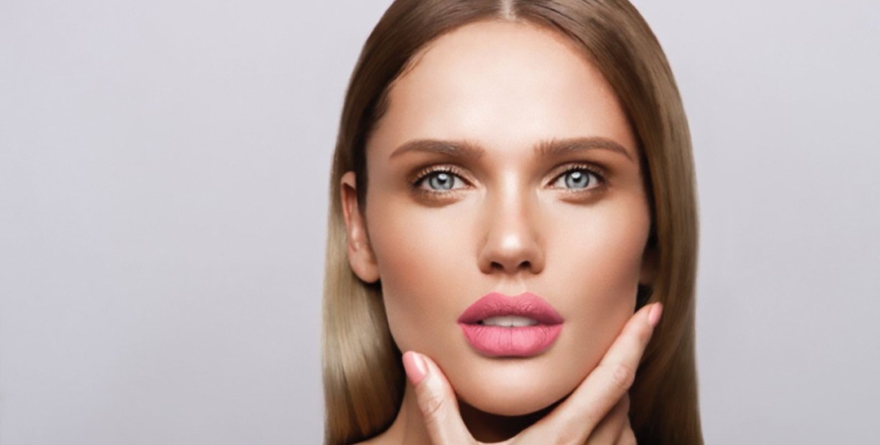 Γιατί το υαλουρονικό οξύ αποτελεί την κορυφαία θεραπεία αντιγήρανσης;