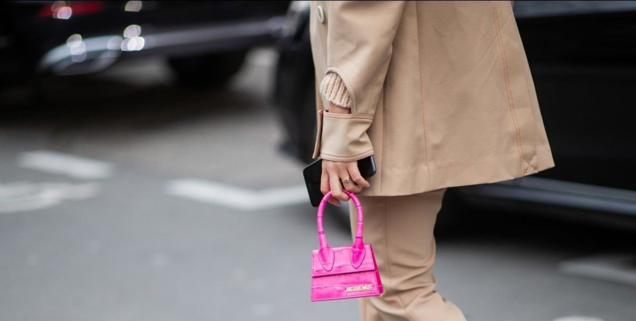 The ultimate trendy bag: 14 μικρές τσάντες που μπορούν να απογειώσουν το στιλ σας