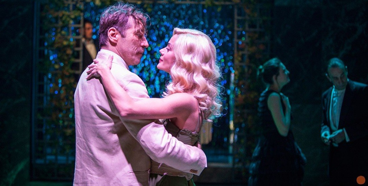 Οι online θεατρικές παραστάσεις που δεν πρέπει να χάσετε τον Μάρτιο