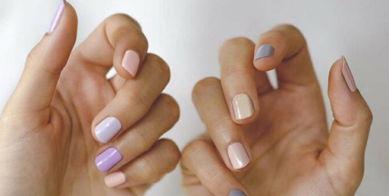 Τα ανοιξιάτικα σχέδια και χρώματα στα νύχια που θα ανυπομονείτε να κάνετε