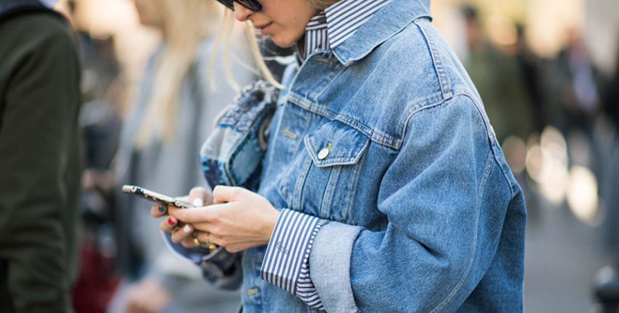 Denim Lovers: Τα καλύτερα τζιν jackets της φετινής άνοιξης 