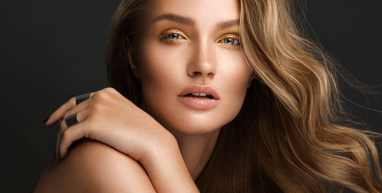 Feminine Beauty: 5 makeup looks για να τονώσετε την αυτοπεποίθησή σας ακόμη και μέσα στο σπίτι