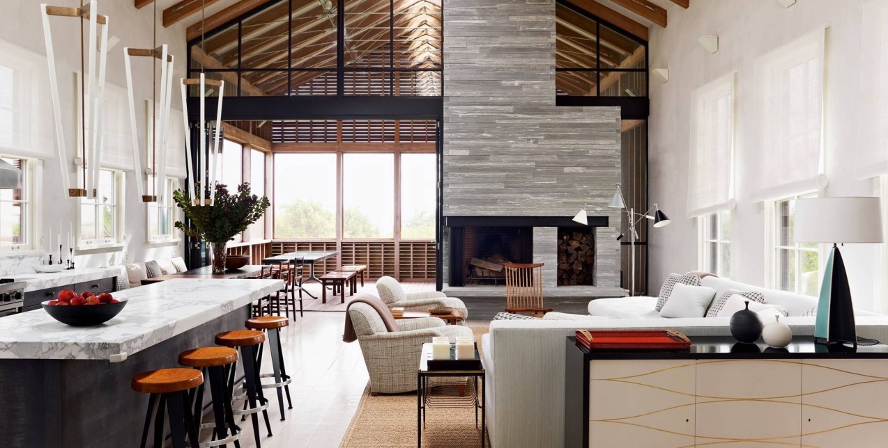 Πώς ένας αχυρώνας στο Long Island μεταμορφώθηκε σε μια κατοικία με σύγχρονη διακόσμηση