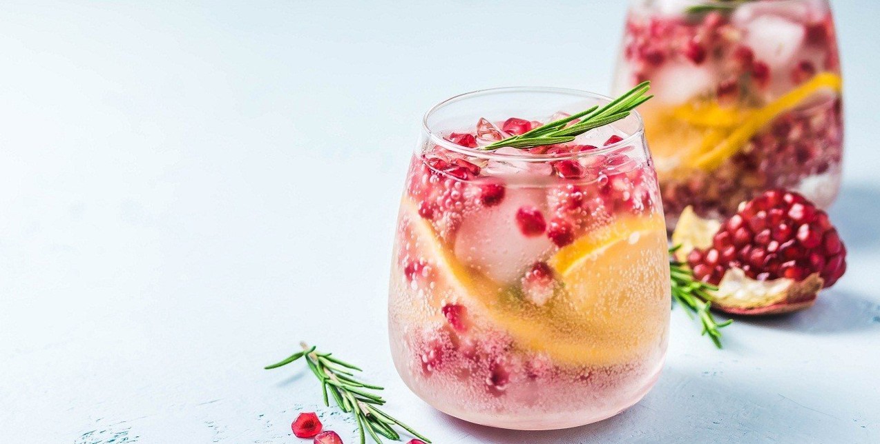 Flavor Update: 5 ανοιξιάτικα cocktails για να φτιάξετε εύκολα στο σπίτι 
