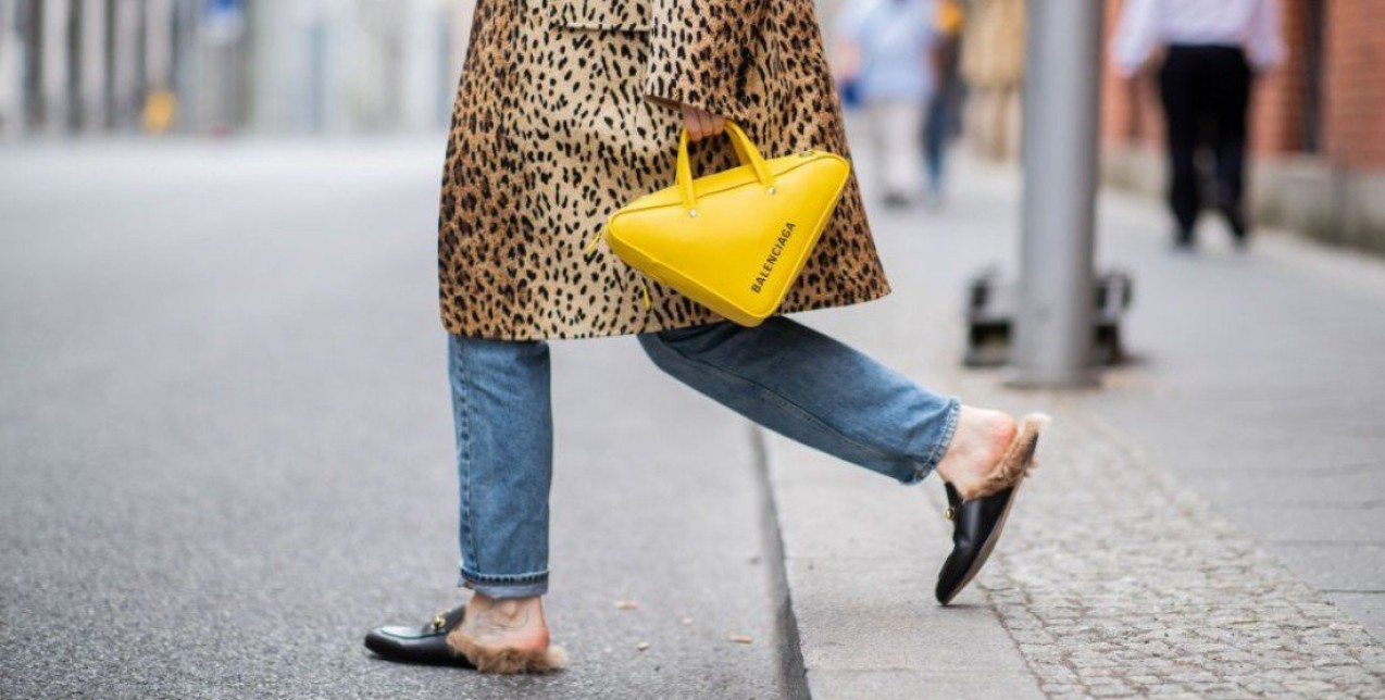 Flat Shoes: 5 σχέδια για τις πιο κομψές και μοντέρνες εμφανίσεις 