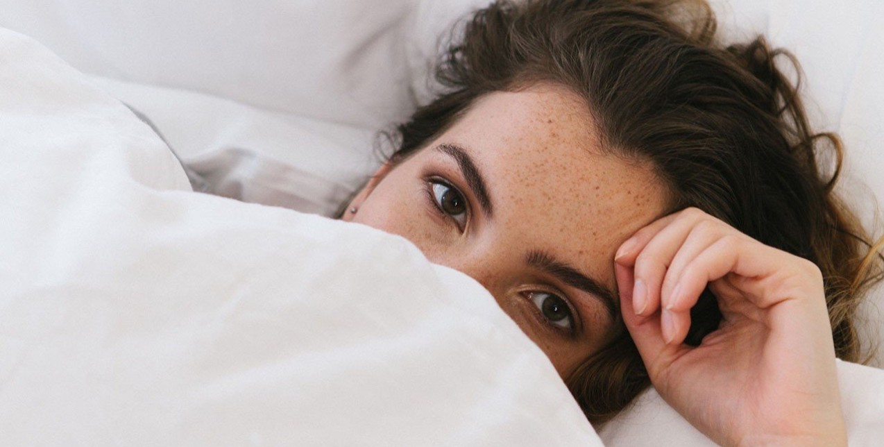 Dos και Don'ts: Γνωρίστε τα πάντα για τις κρέμες ματιών 