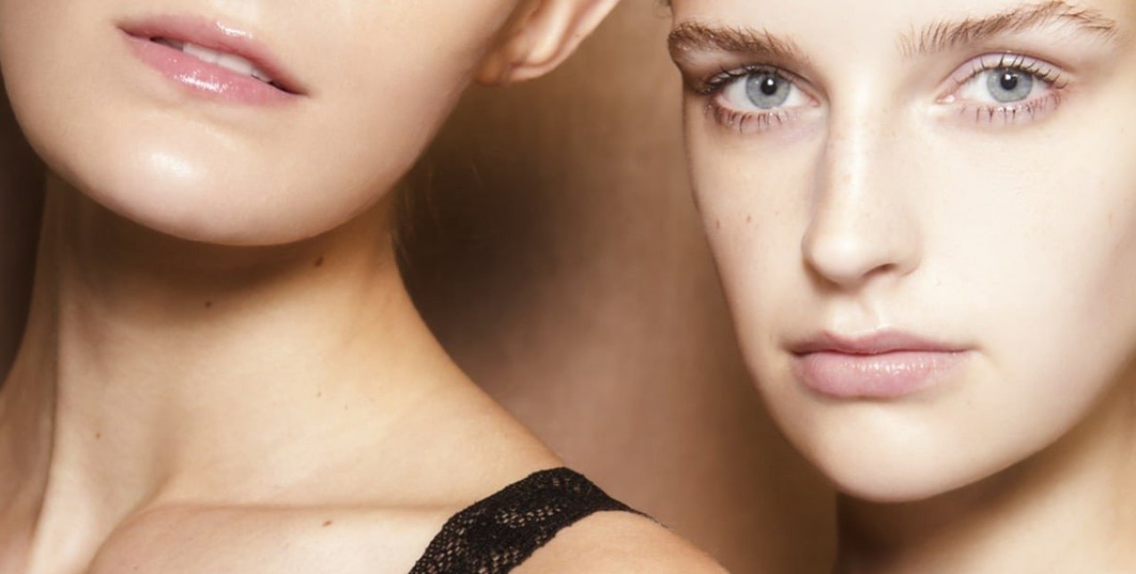 Beauty Hacks: 6 τρόποι για να αποτρέψετε τις ρυτίδες στο λαιμό 