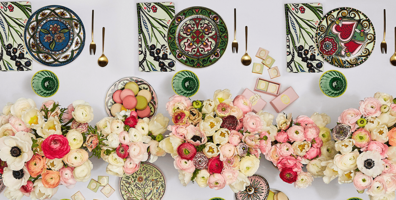 H La DoubleJ συνεργάζεται με τη Ladurée για μια νέα teapot συλλογή και το αποτέλεσμα είναι απλά μοναδικό